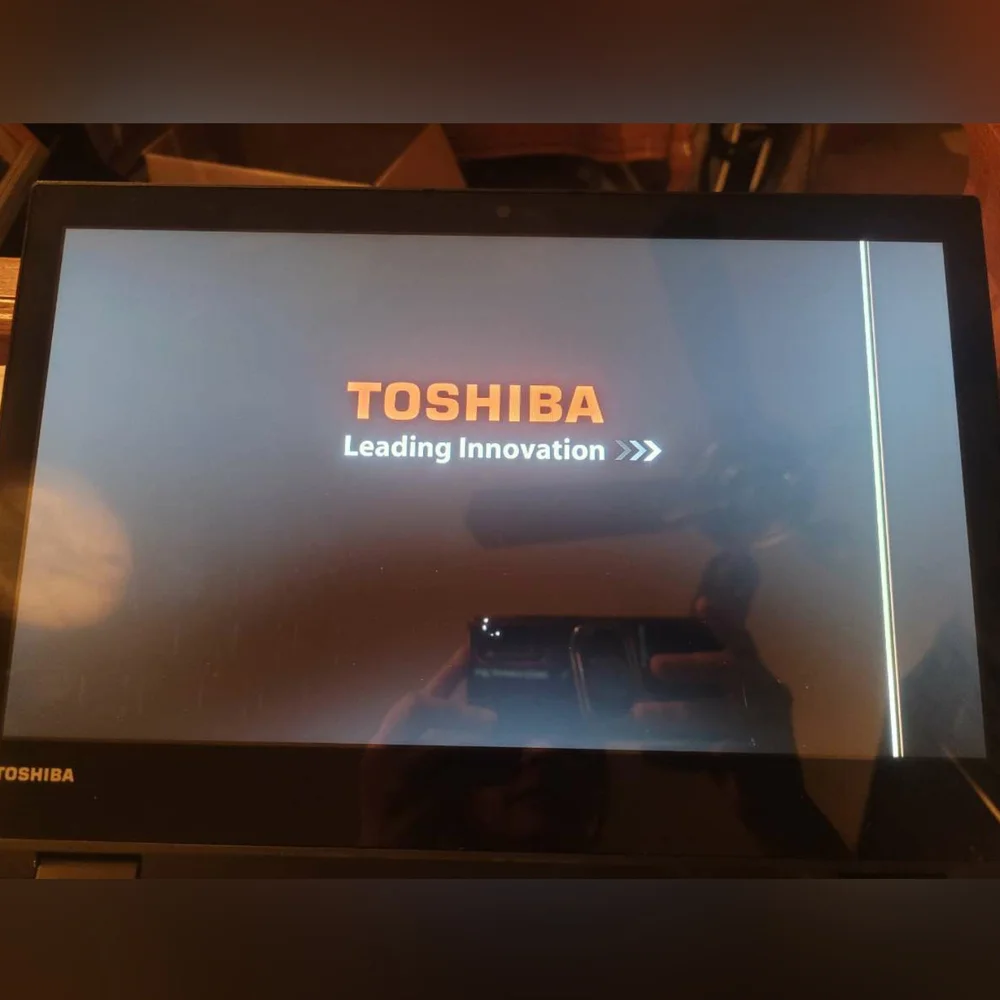 Toshiba Display with Black Frame